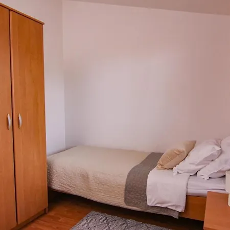 Apartment Fuer 3 Personen Ca 55 Qm In Pula, Istrien Istrische Riviera