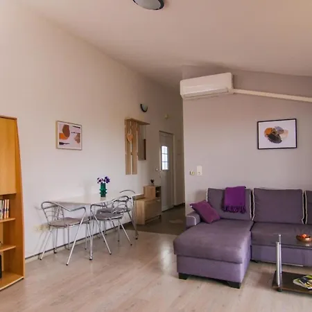 Fuer 3 Personen Ca 55 Qm In Pula, Istrien Istrische Riviera Apartamento Pula