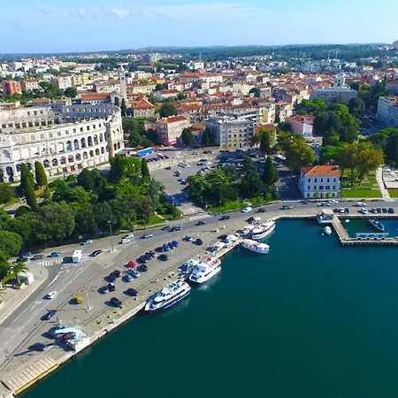 Apartamento Fuer 3 Personen Ca 55 Qm In Pula, Istrien Istrische Riviera Pula